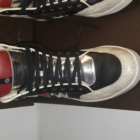 Rare Gucci Sneakers - Picture 2 of 10